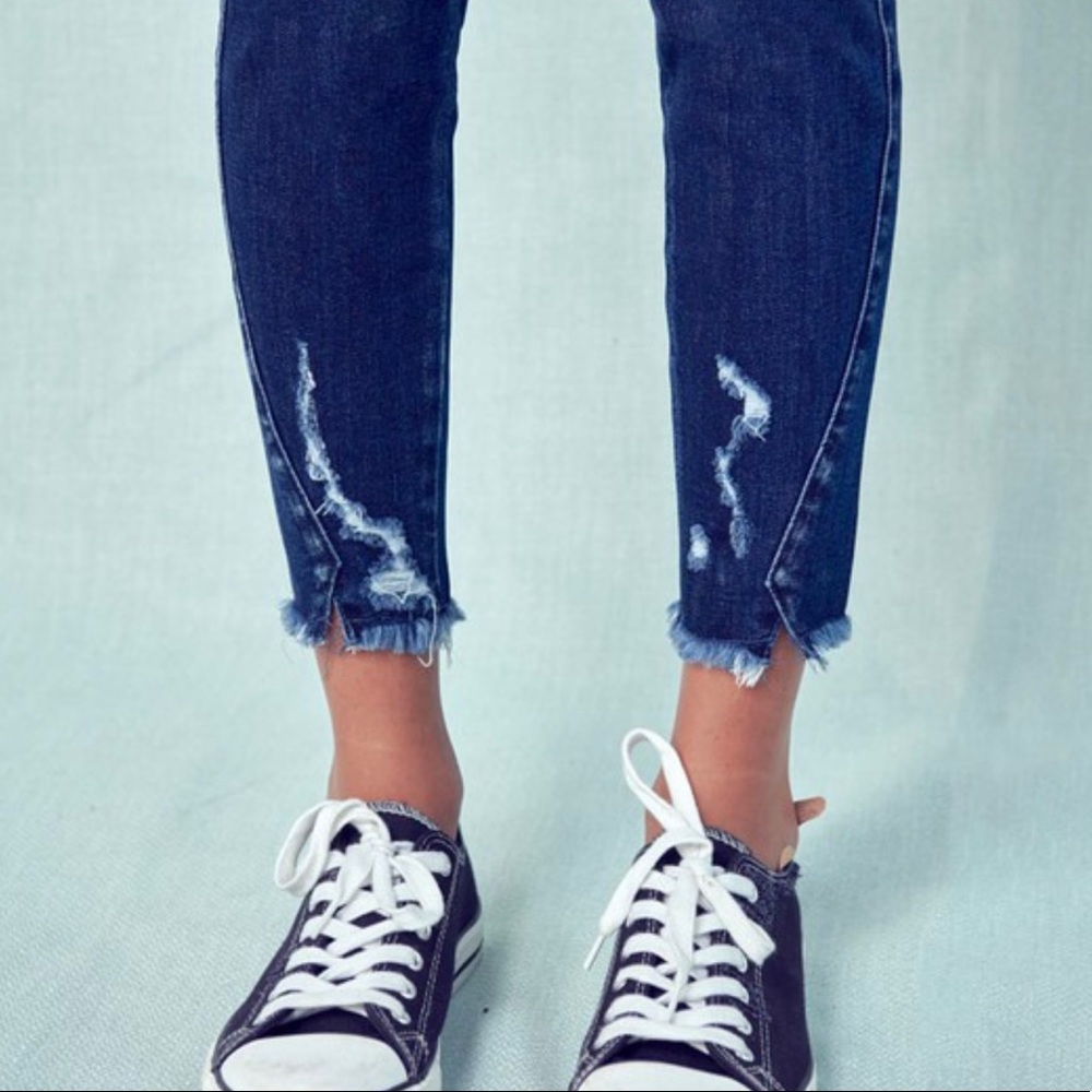 -NWT KanCan Distressed Hem Skinny Ankle Jeans Sizes 24 - Picture 7 of 7